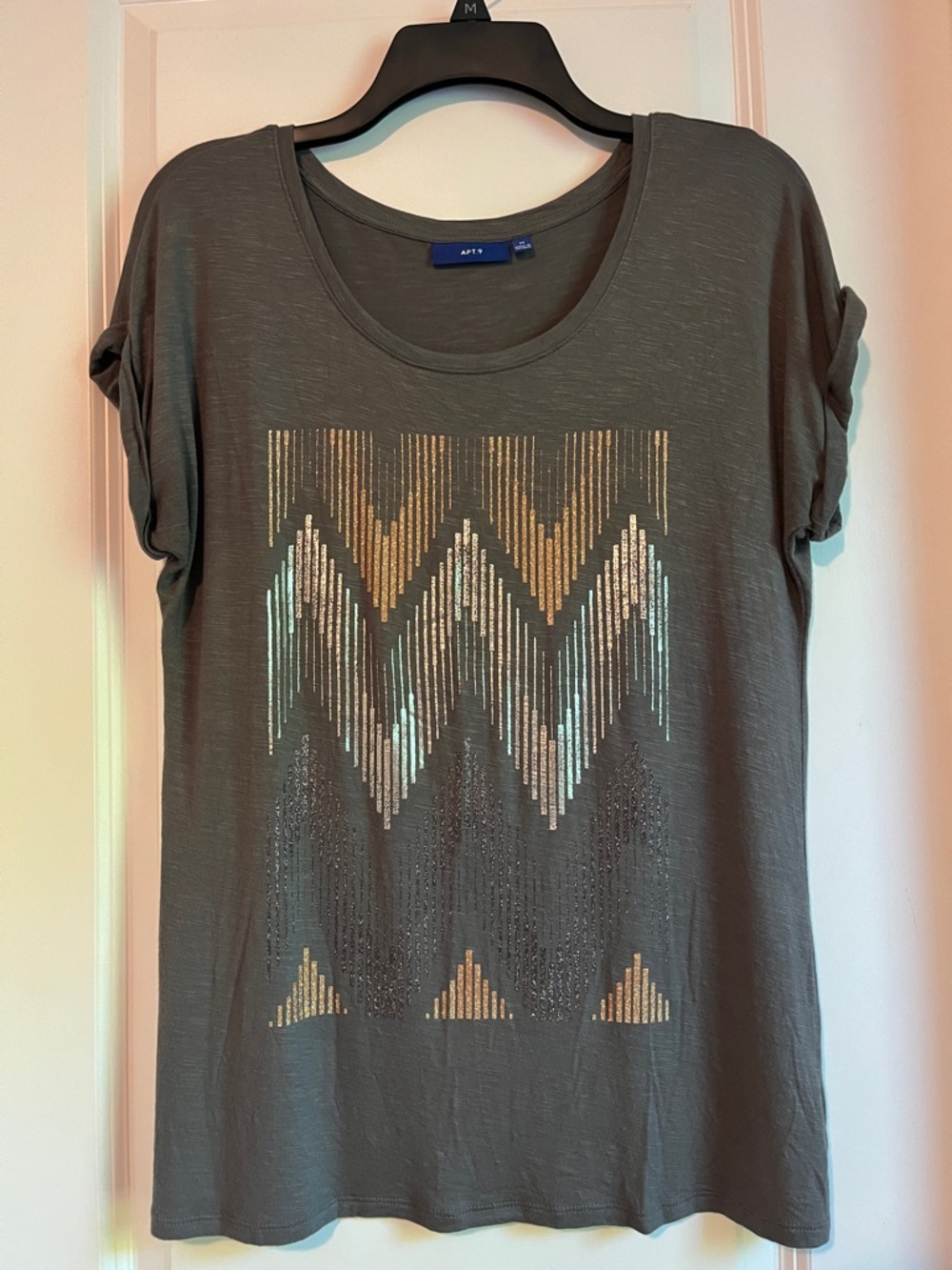 Apt. 9 Short Sleeve Gray Glitter Detail Women’s Medium Top